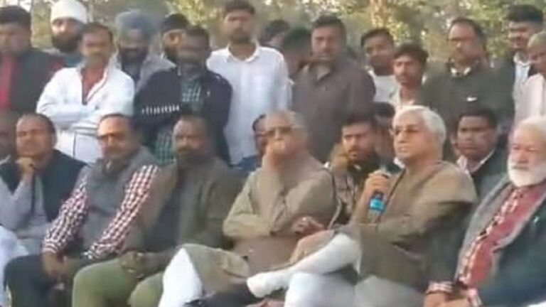 हसदेव अवैध वन कटाई आंदोलन में पहुचकर पूर्व उप C.M टीएस बाबा ने कहा