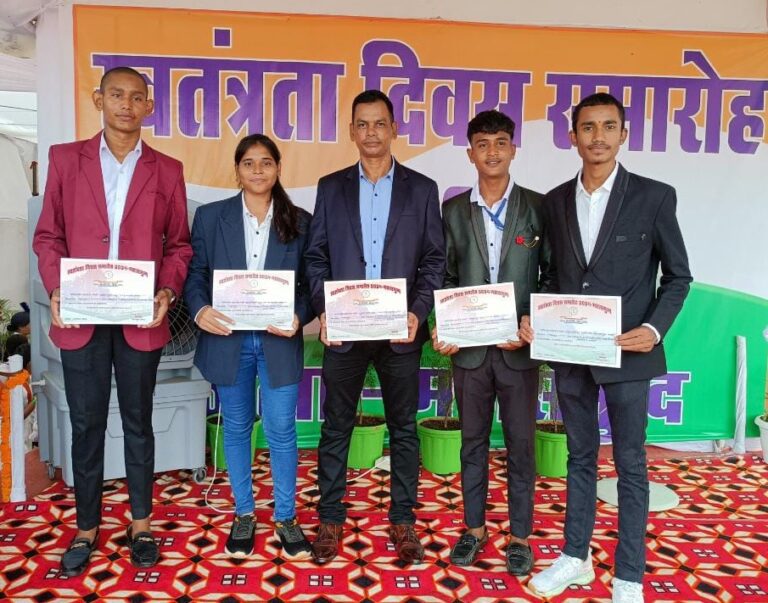 जिले से इन खिलाड़ियों का हुआ सम्मान स्वतन्त्रता दिवस समारोह के मौके पर