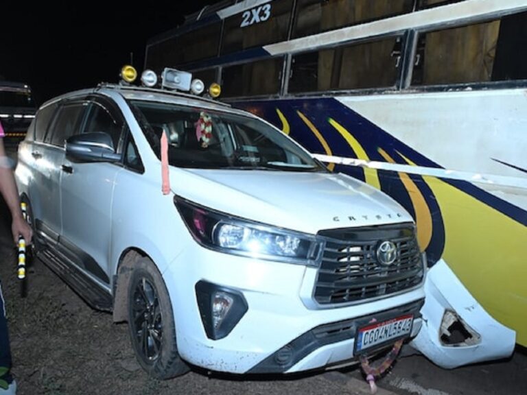 प्रदेश में खाद्य मंत्री के वाहन का जोरदार टक्कर हादसे का कारण ओवरटेकिंग