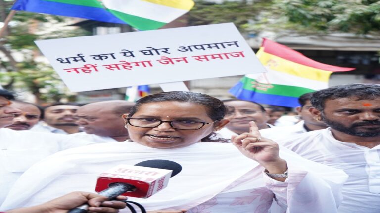 मुंबई में 90 साल पुराने जैन मंदिर पर चला बुलडोजर, जैन समाज में रोष